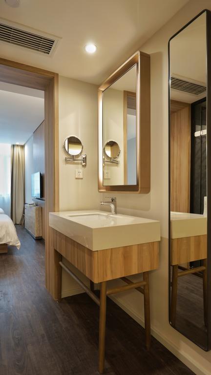 Hanting Premium Hotel Shanghai South Xizang Road エクステリア 写真
