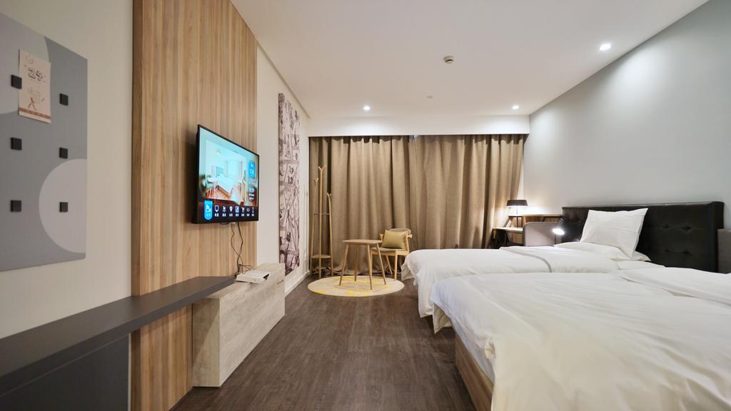 Hanting Premium Hotel Shanghai South Xizang Road エクステリア 写真