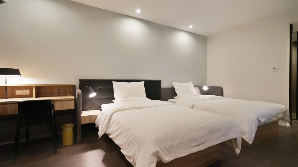 Hanting Premium Hotel Shanghai South Xizang Road エクステリア 写真